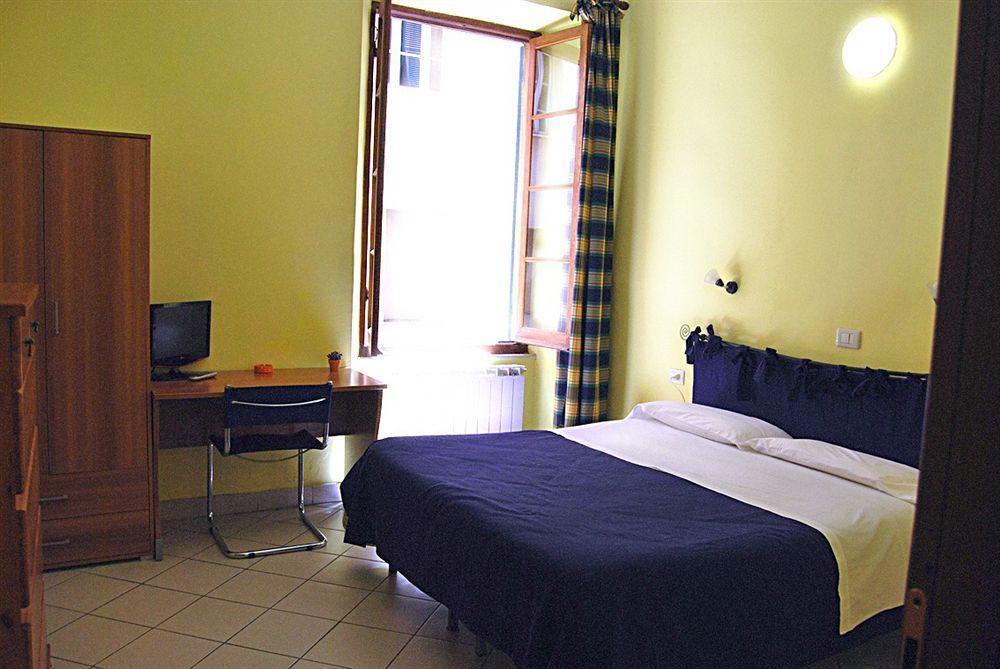 Albergoteatro Специя Экстерьер фото