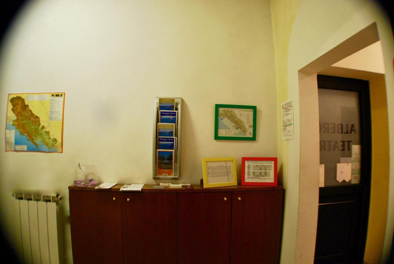 Albergoteatro Специя Экстерьер фото
