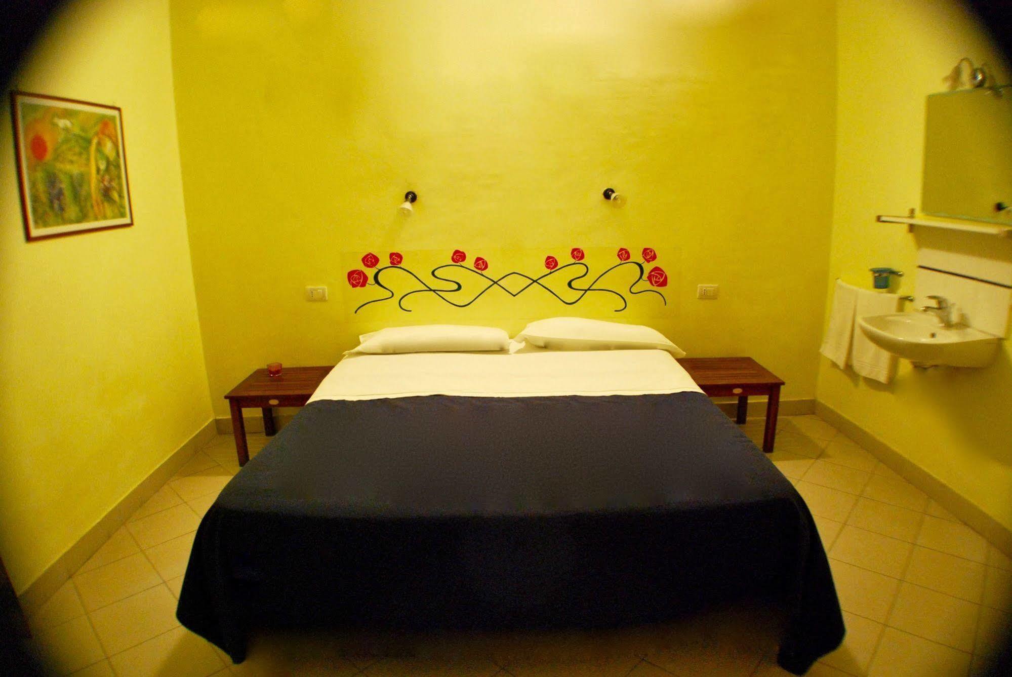 Albergoteatro Специя Экстерьер фото