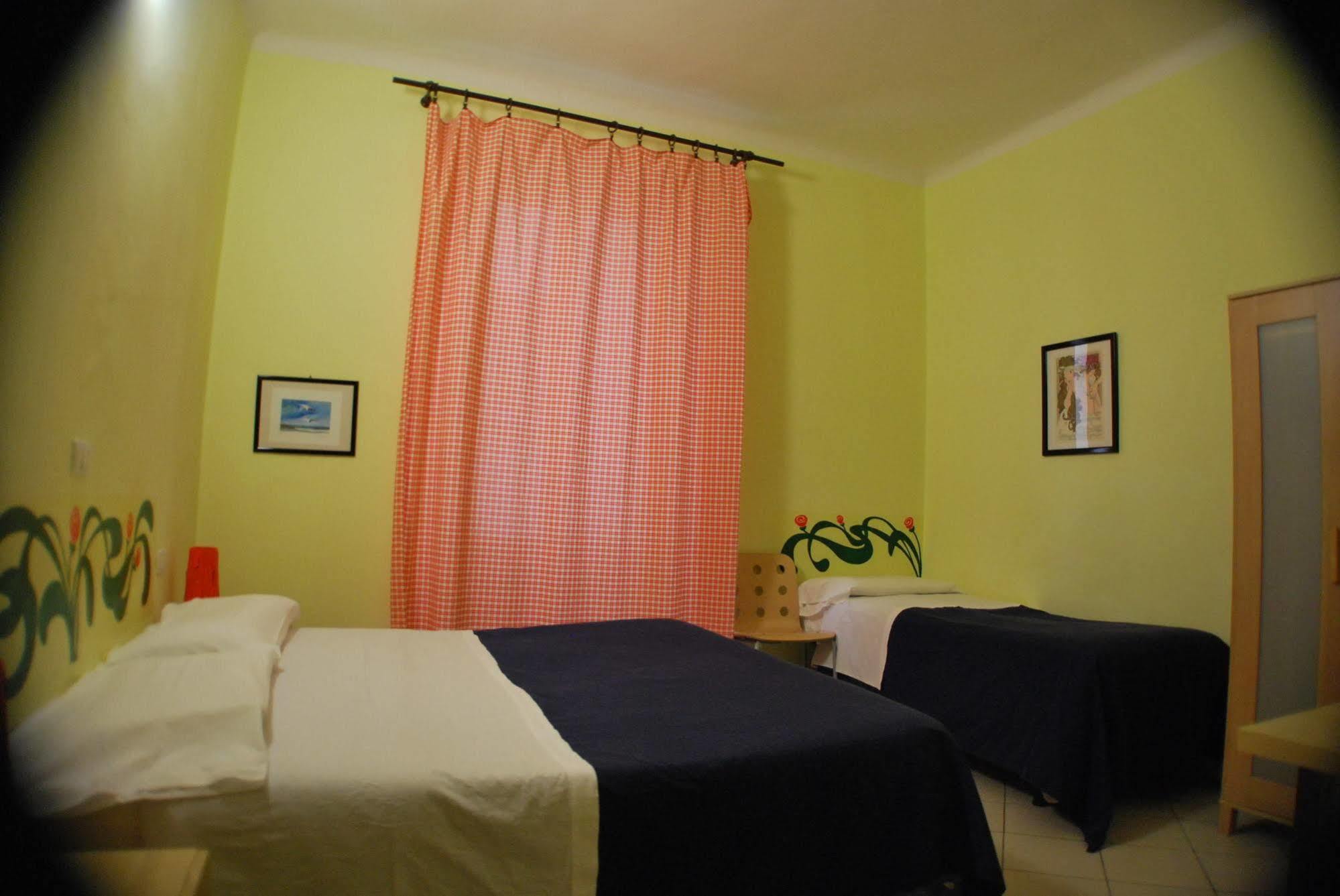 Albergoteatro Специя Экстерьер фото